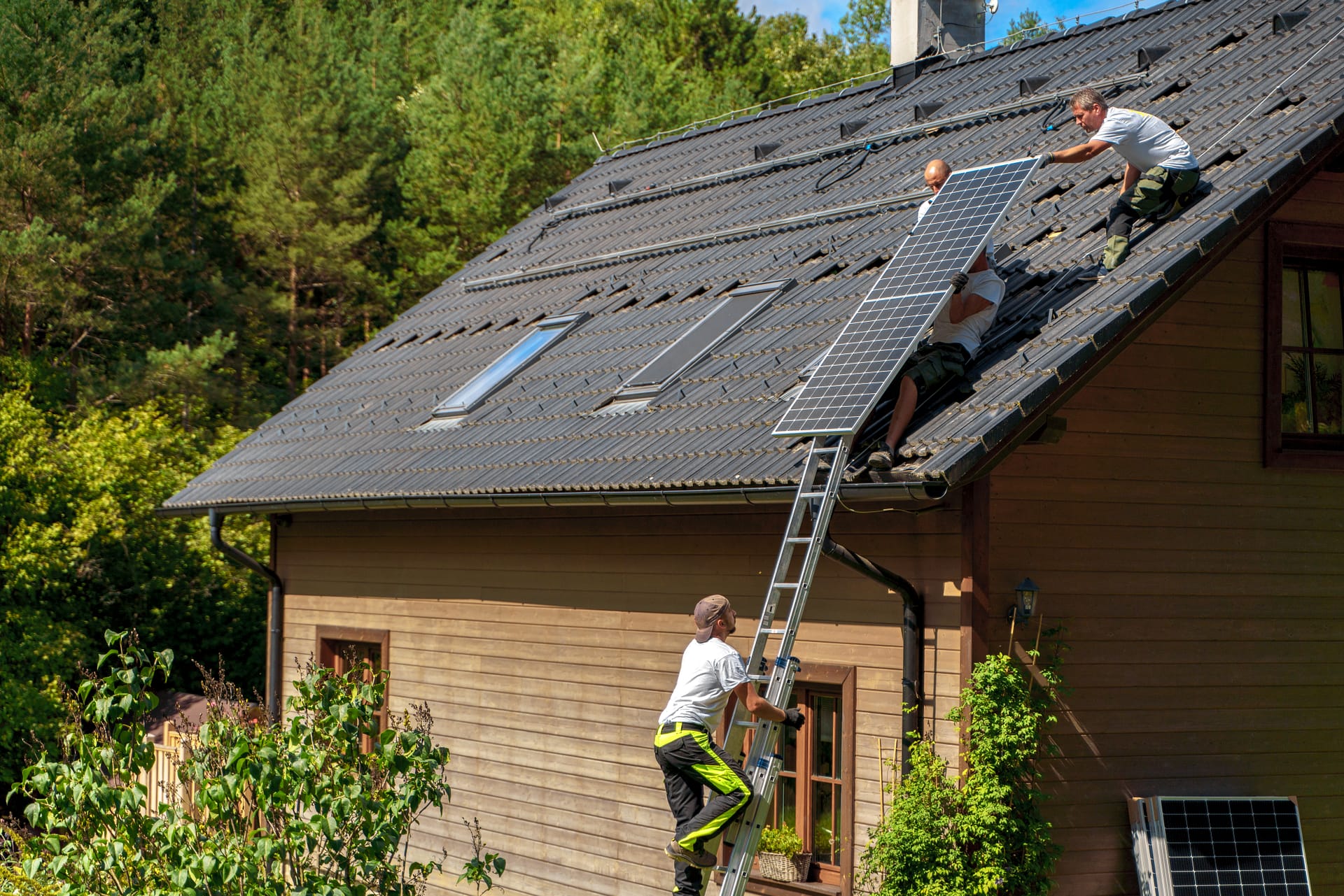 solar panel cleaner in Londonderry 3 Random Image
