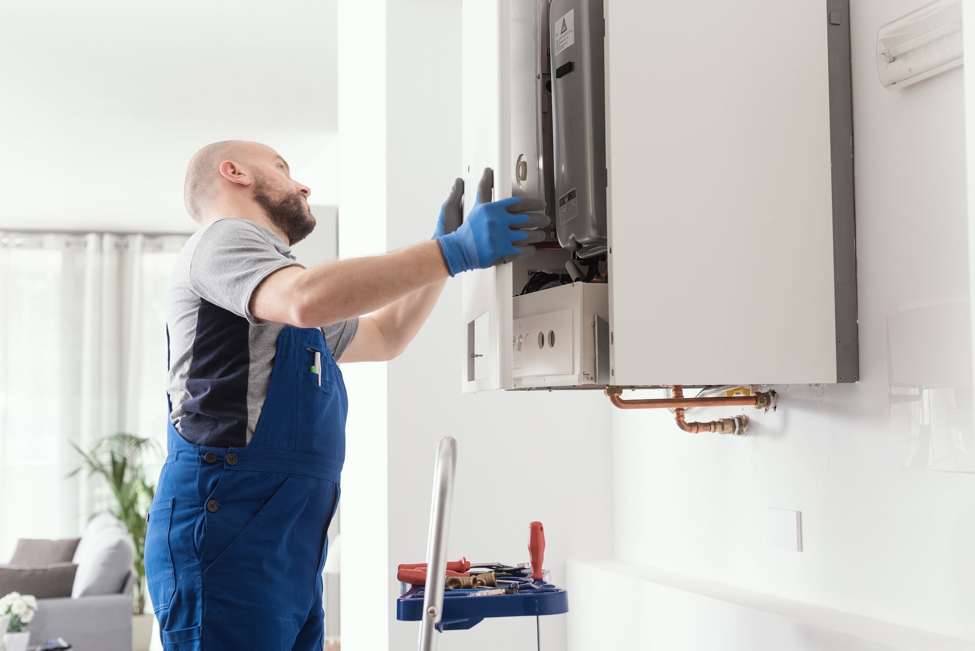 Plumber in 50 Edward St, Nuneaton, Warwickshire, CV11 5RF