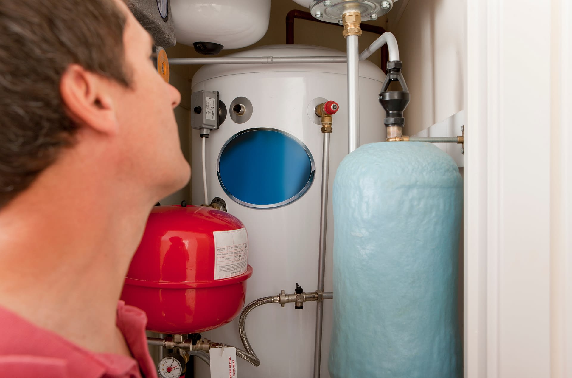 Plumber in 50 Edward St, Nuneaton, Warwickshire, CV11 5RF